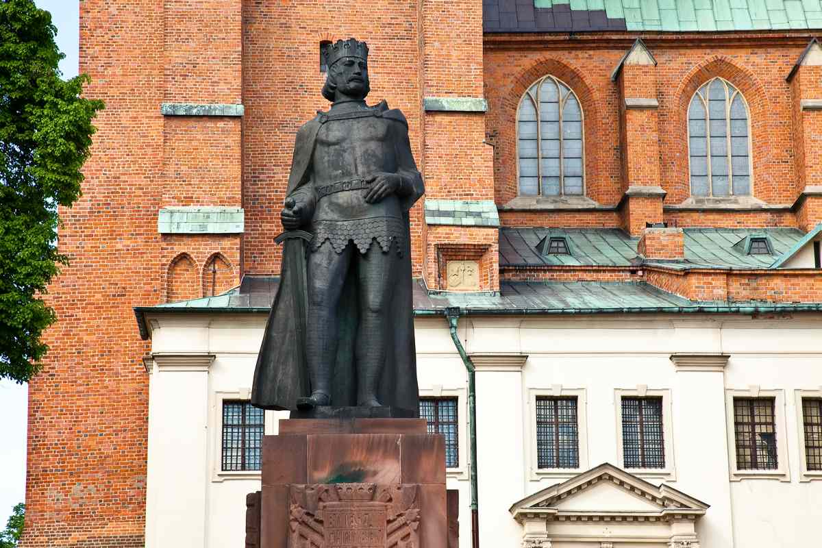 Pomnik Bolesława Chrobrego w Gnieźnie