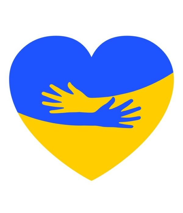 Niebiesko-żółte serce otulone ramionami w barwach Ukrainy